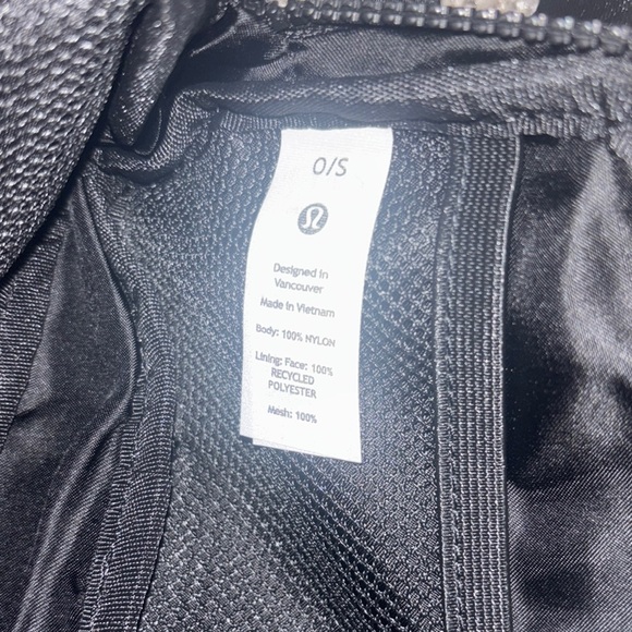 Lululemon Athletica EVERYWHERE BELT BAG 1L NWT - Picture 7 of 12